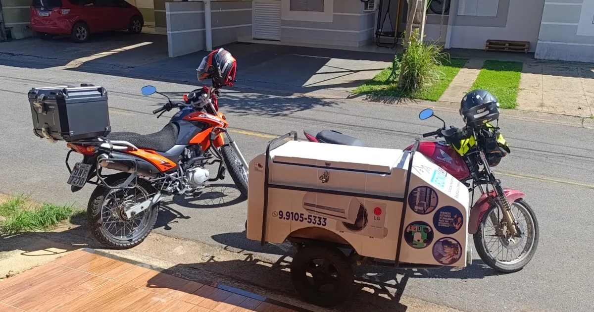 Veículo identificado da TecnoLar Soluções, empresa de ar-condicionado, elétrica e segurança em Patos de Minas MG